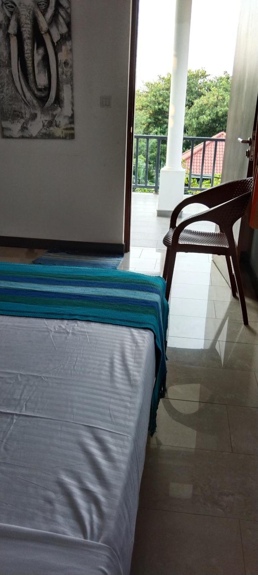 Pick & Go White House Bed & Breakfast Negombo Ngoại thất bức ảnh