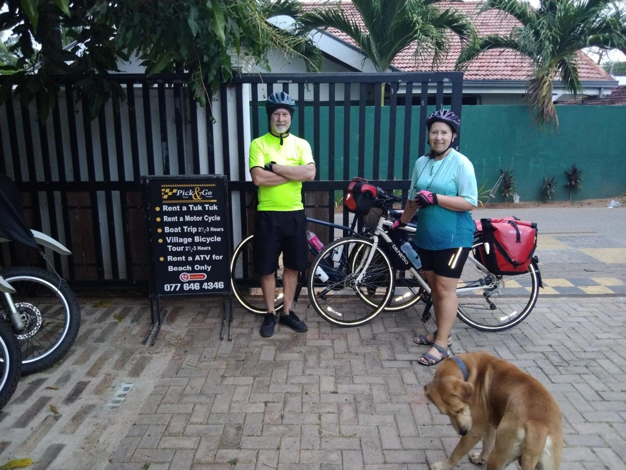Pick & Go White House Bed & Breakfast Negombo Ngoại thất bức ảnh